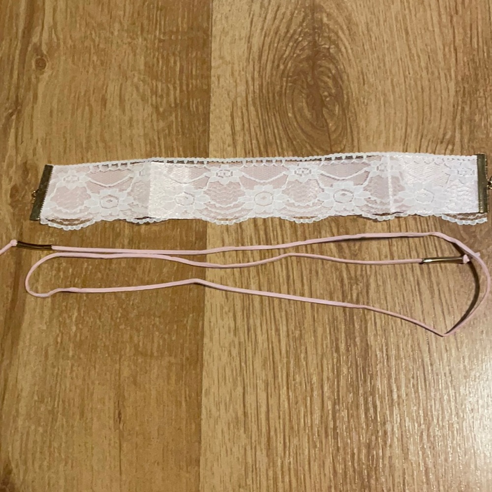 Pink and white Laced choker
